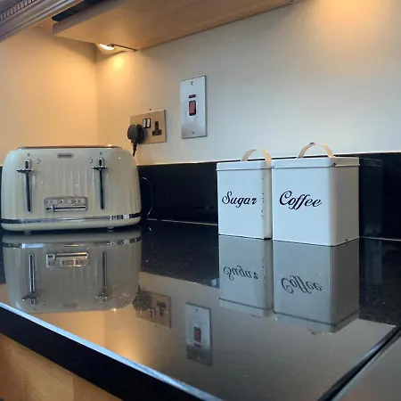 Luxury Cosy - In The Golden Triangle Leeds *