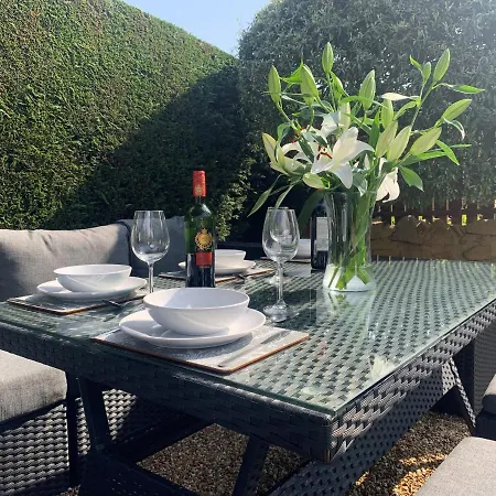 Holiday home Luxury Cosy - In The Golden Triangle Leeds *