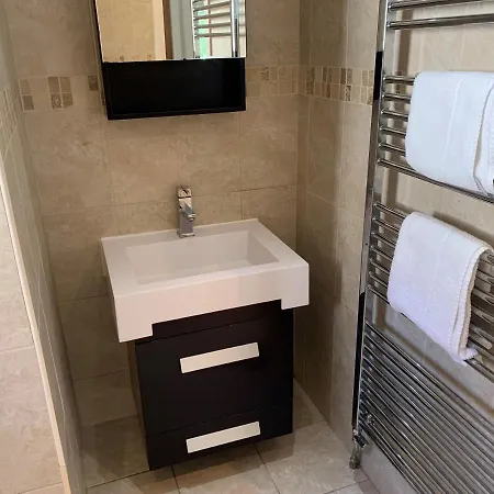 Holiday home Luxury Cosy - In The Golden Triangle Leeds